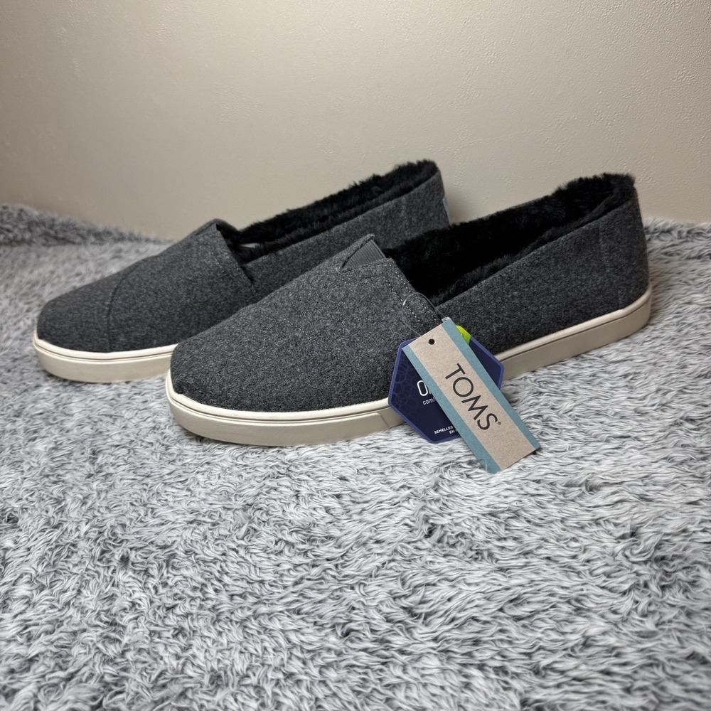 NWT Tom's Gray Ortholite Faux Fur Lined Loafers Women's Size 11